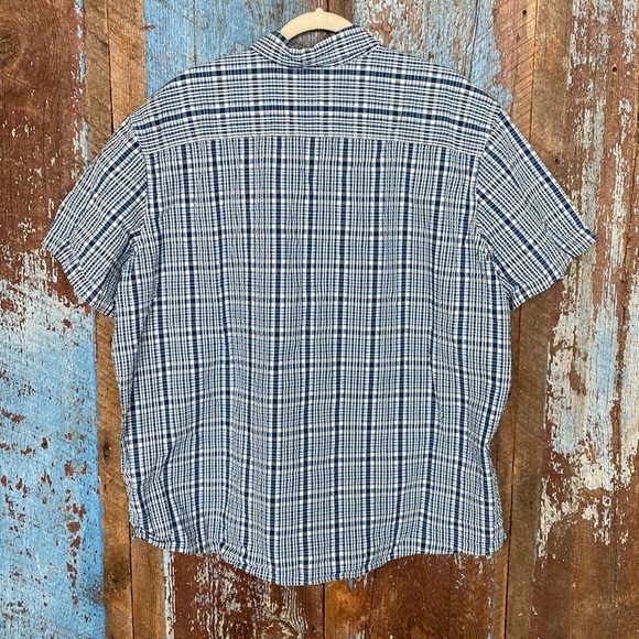 Eddie Bauer Classic Fit Short Sleeve Button Down Blue Plaid Shirt - Picture 4 of 4